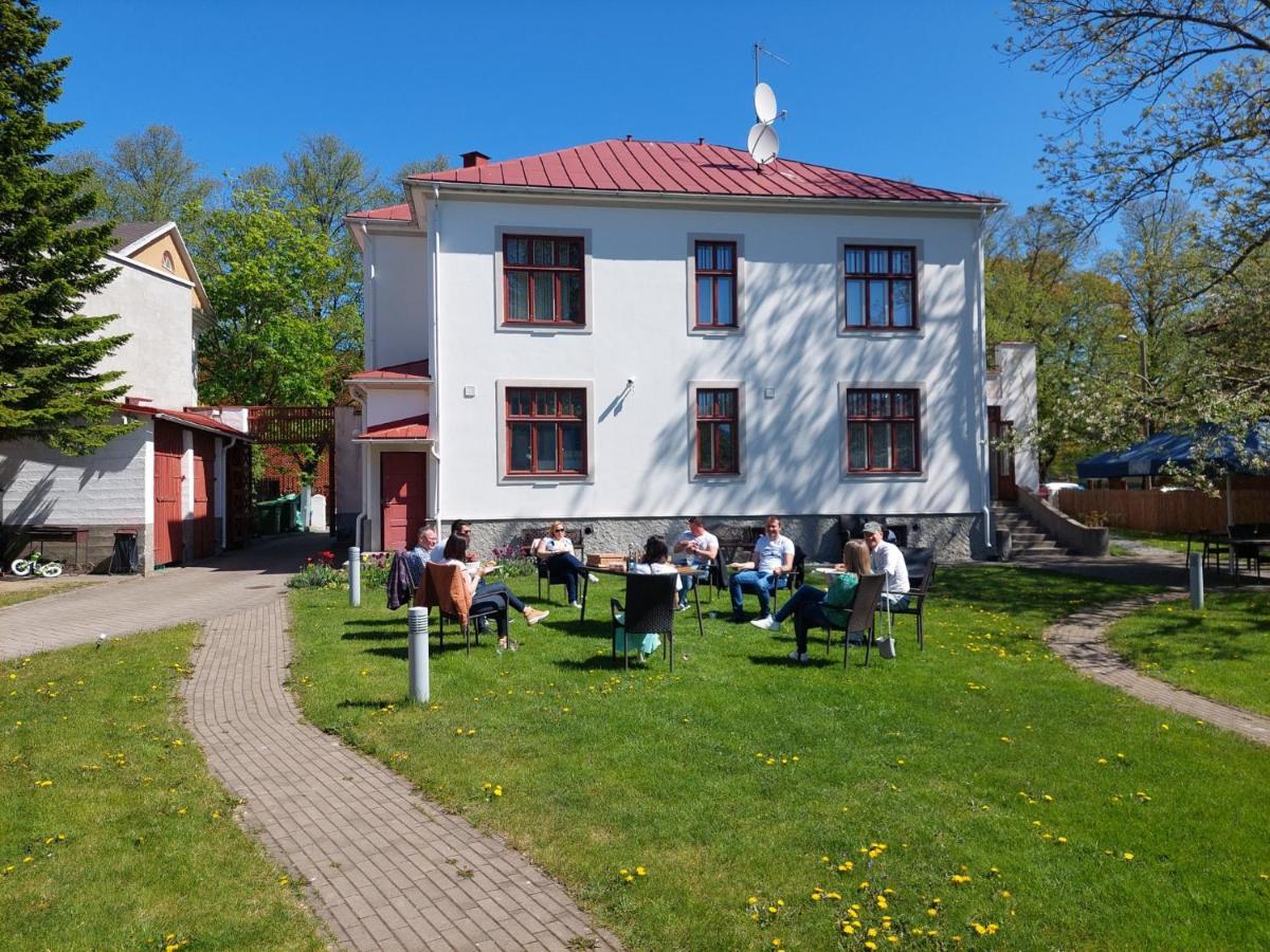 Villa Meri Pärnu Exteriör bild