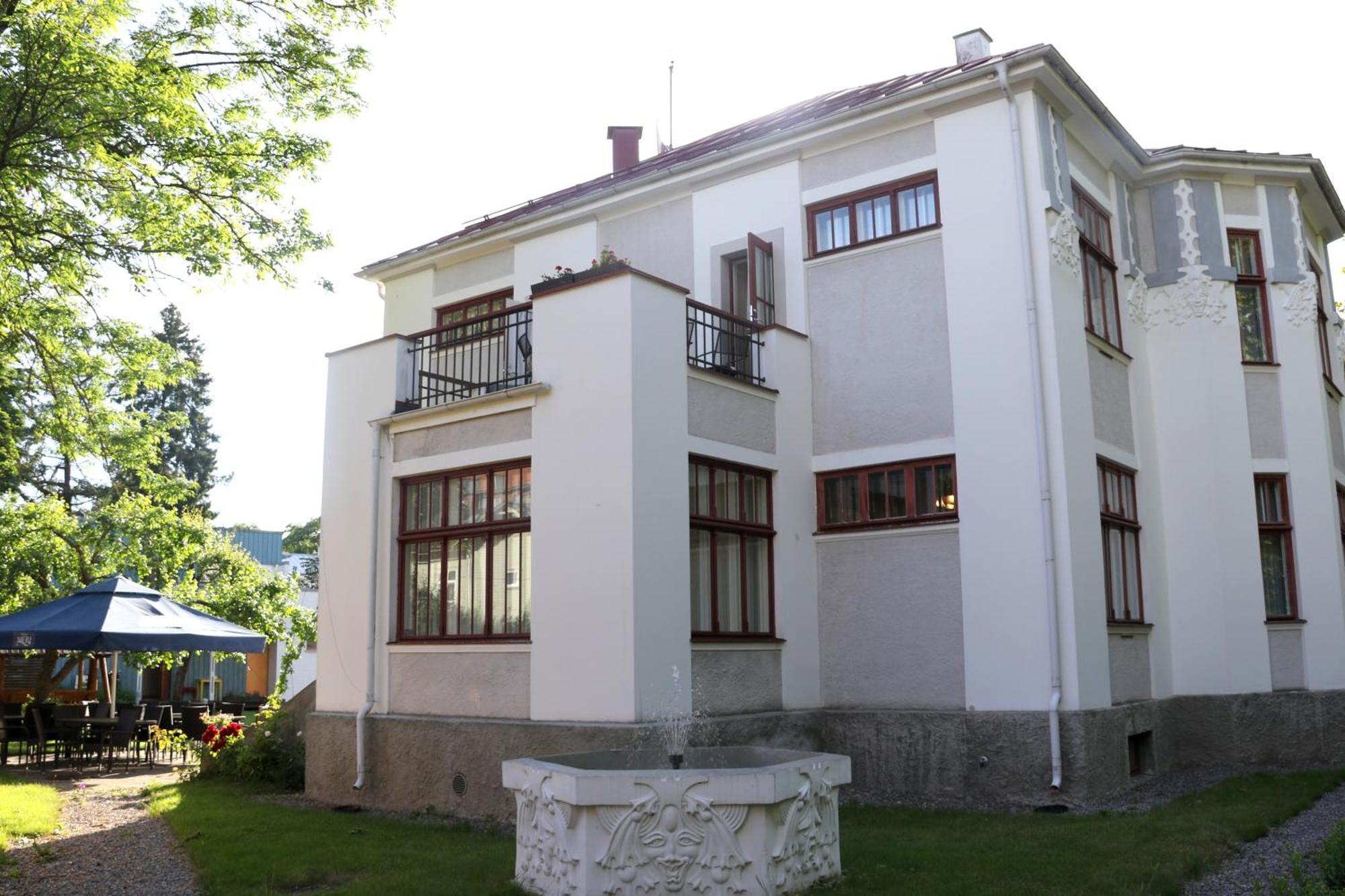 Villa Meri Pärnu Exteriör bild